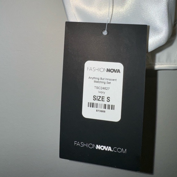 NWT Fashion Nova 2 Piece Sexy Bralette Top with Matching Skirt - Picture 9 of 14